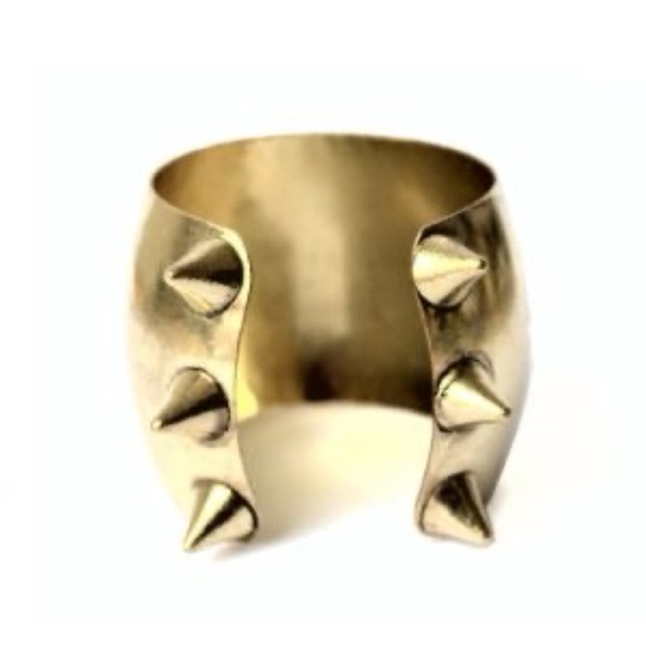 Spike Cuff Bracelet (available in gold only!) - Picture 2 of 9